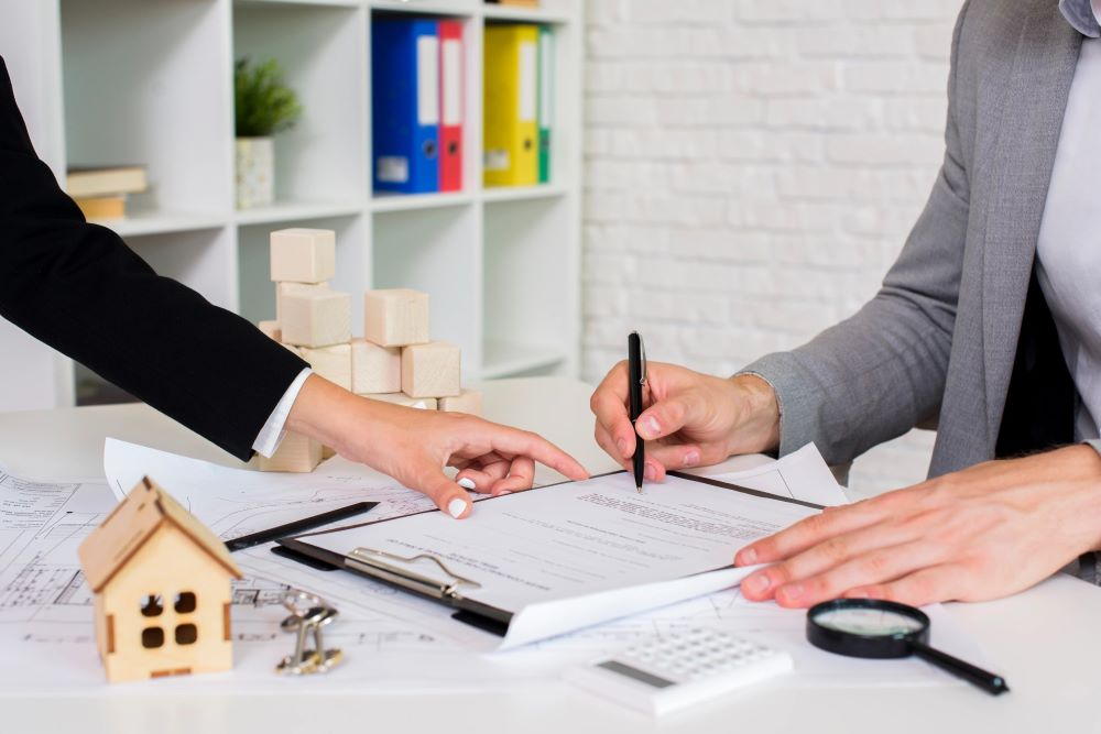 Landlord vs. Property Management Company Explained